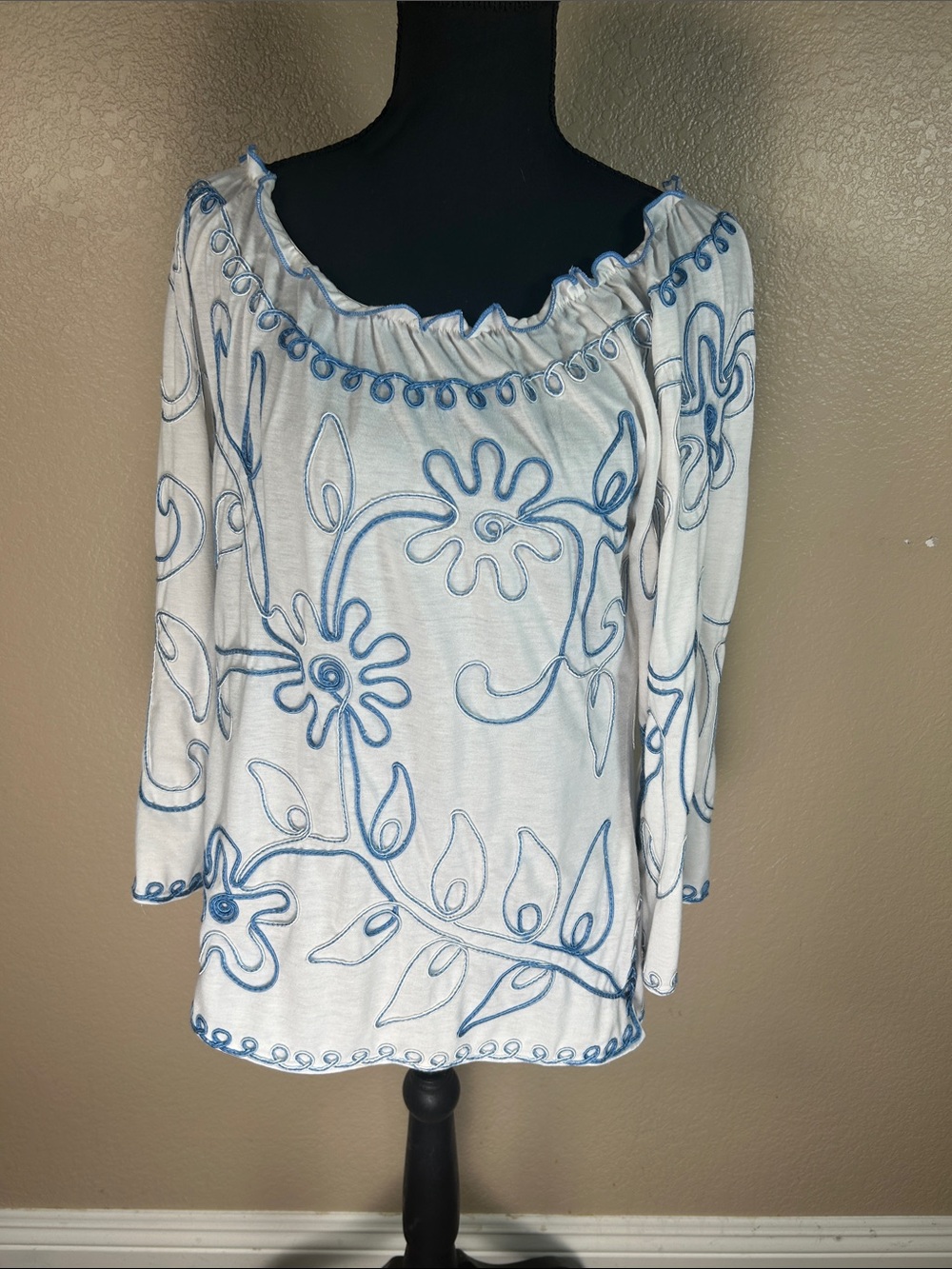Lauren Michelle White Blue Embroidered Floral Peasant Boho Top Size L